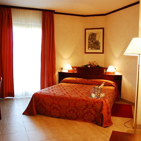 Park Hotel Imperatore Adriano Tivoli Esterno foto