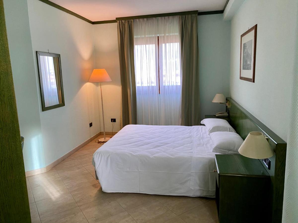 Park Hotel Imperatore Adriano Tivoli Esterno foto