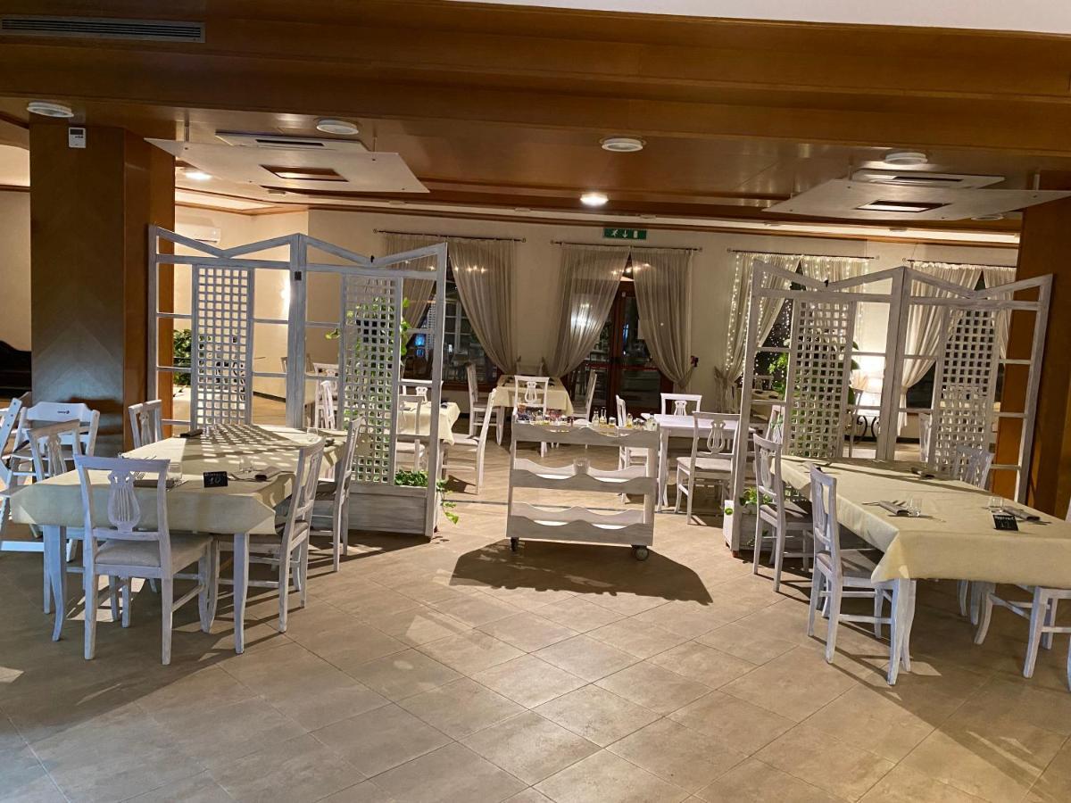 Park Hotel Imperatore Adriano Tivoli Esterno foto