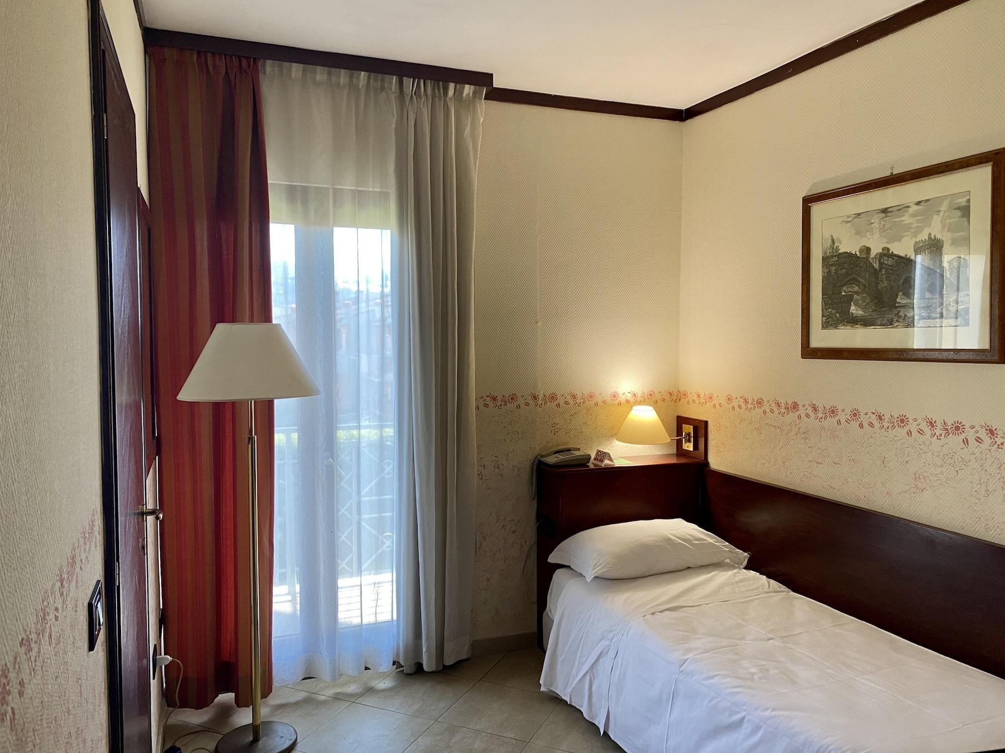 Park Hotel Imperatore Adriano Tivoli Esterno foto